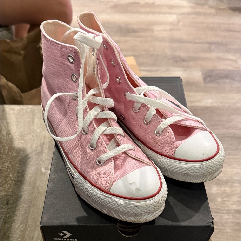 Converse Women's Light Pink High-Top Sneakers
